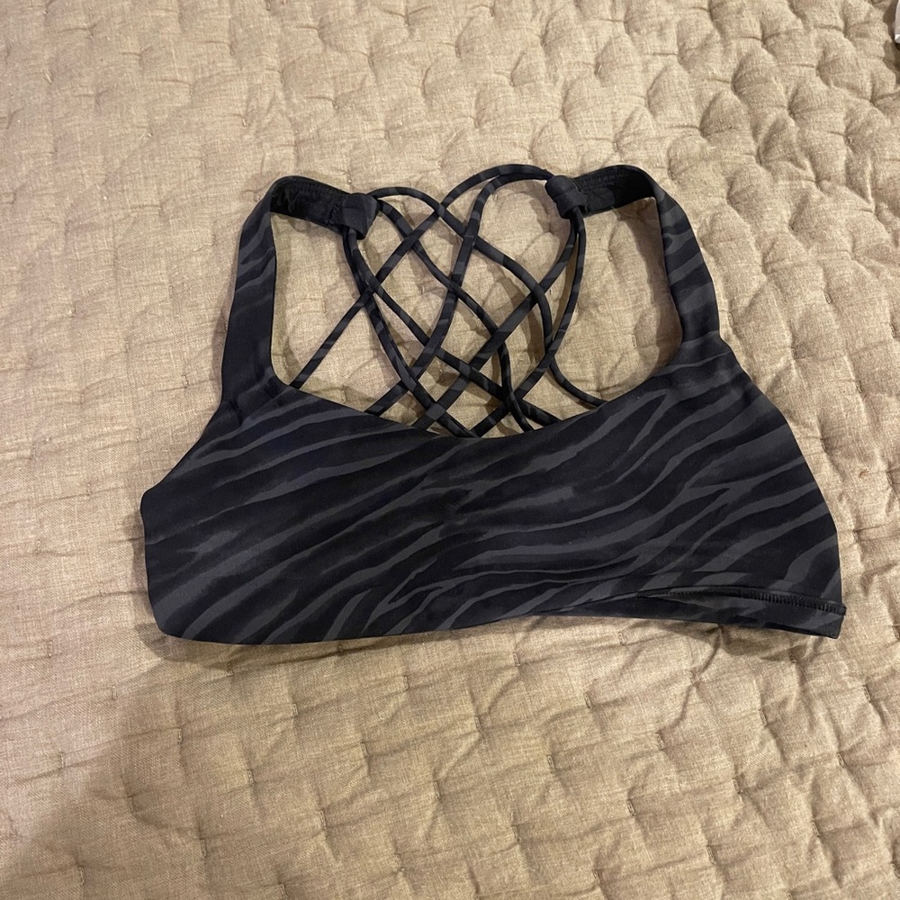 lulu bra